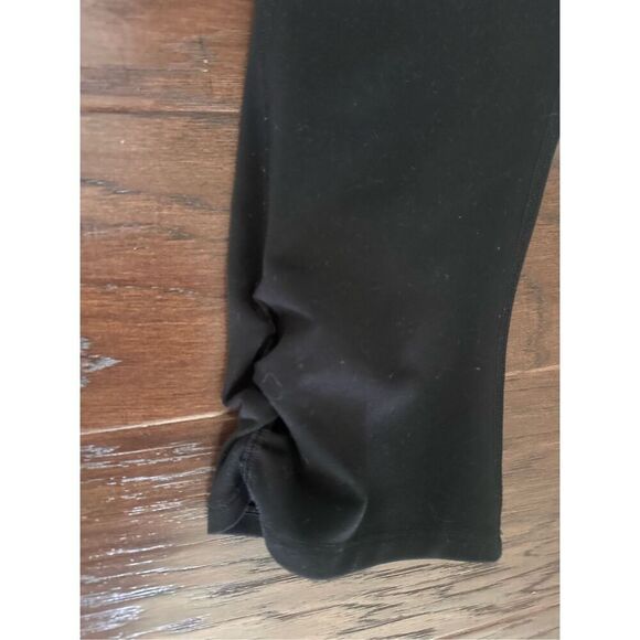 The North Face Black Crop Leggings Bunched Bottom Medium - Picture 4 of 5
